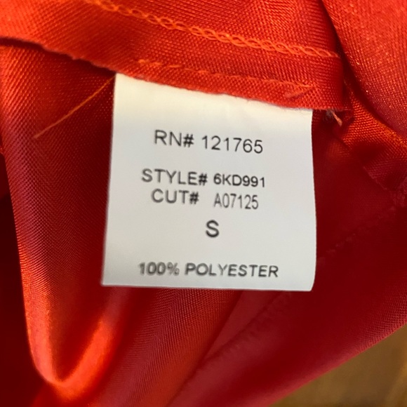 Poleci Elegant red dress - Picture 10 of 10